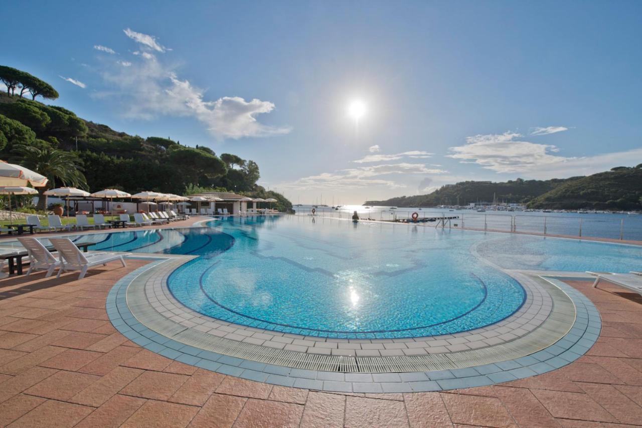 Hotel Cala Di Mola Порт-Аццурро Экстерьер фото