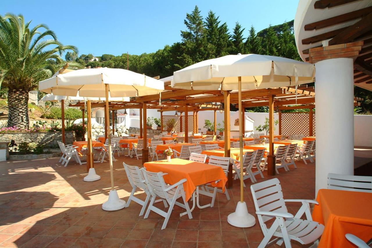 Hotel Cala Di Mola Порт-Аццурро Экстерьер фото